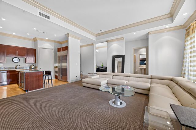 3388 Sage Road 502, Houston, TX 77056