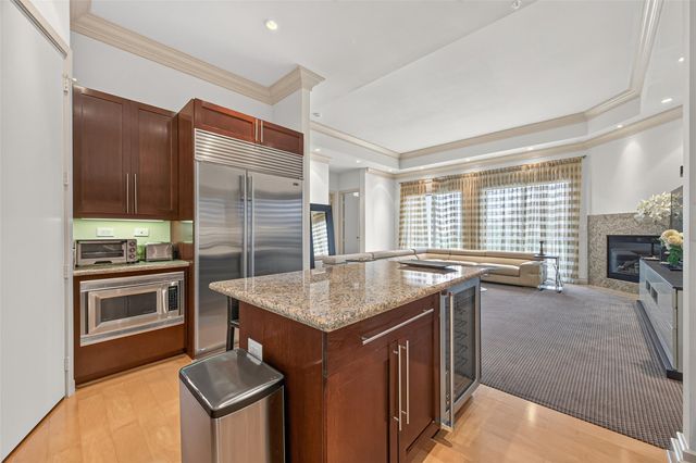3388 Sage Road 502, Houston, TX 77056