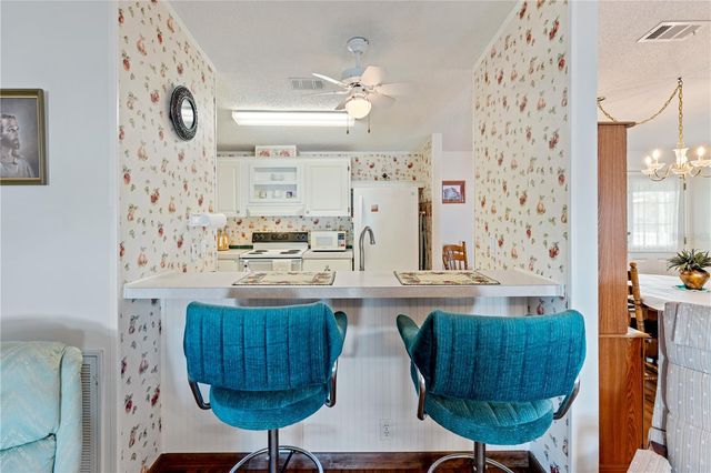 6136 RIDGEWAY DRIVE, Zephyrhills, FL 33542