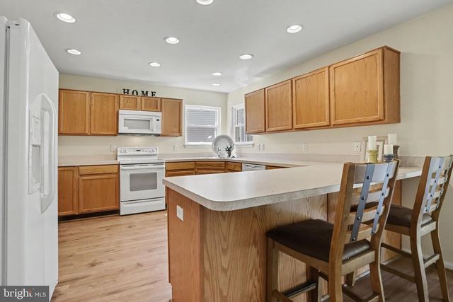 322 MAJESTIC CIR, Dallastown, PA 17313
