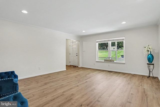 322 MAJESTIC CIR, Dallastown, PA 17313