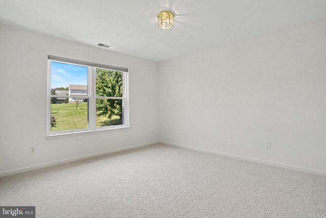 322 MAJESTIC CIR, Dallastown, PA 17313
