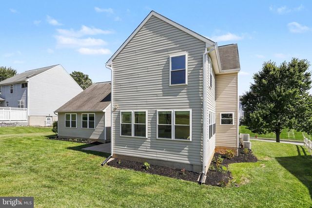 322 MAJESTIC CIR, Dallastown, PA 17313