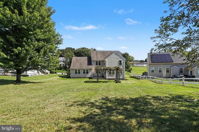 322 MAJESTIC CIR, Dallastown, PA 17313