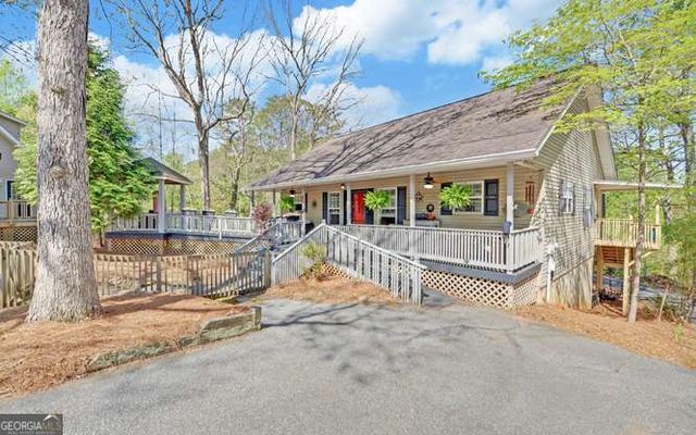 95 Windjammer Drive, Hiawassee, GA 30546