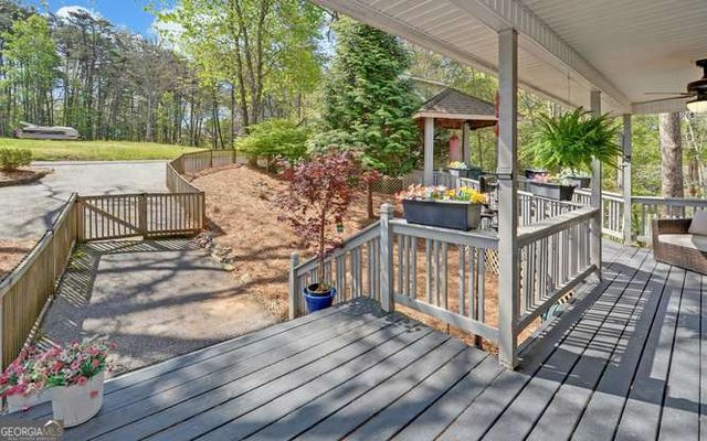 95 Windjammer Drive, Hiawassee, GA 30546