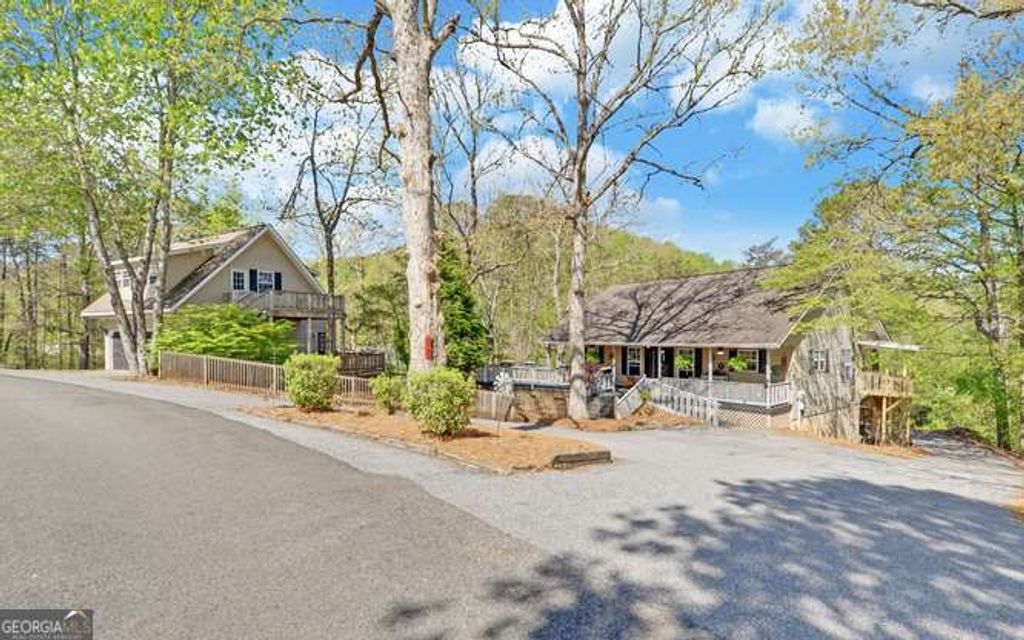 95 Windjammer Drive, Hiawassee, GA 30546