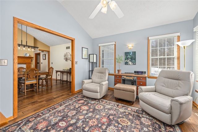 976 Rosemarie Circle, Wadsworth, OH 44281