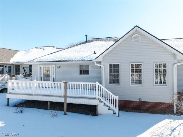 976 Rosemarie Circle, Wadsworth, OH 44281