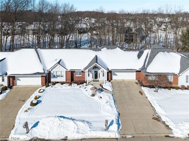 976 Rosemarie Circle, Wadsworth, OH 44281