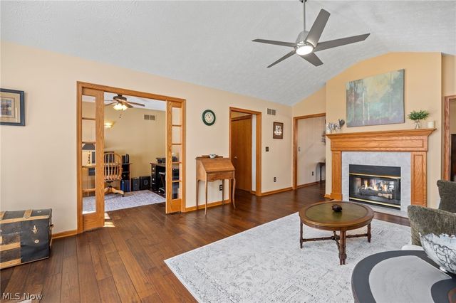 976 Rosemarie Circle, Wadsworth, OH 44281