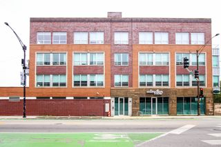 1001 N Milwaukee Avenue 204, Chicago, IL 60642