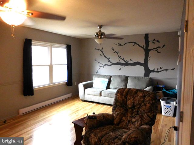 106 WOODTOP CT, Stephens City, VA 22655