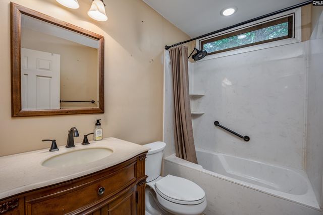 841 Foxden Road, Gilbert, SC 29054