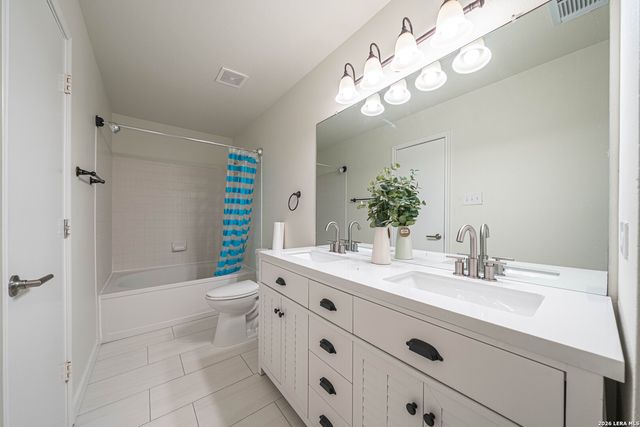 9843 Highland, San Antonio, TX 78245