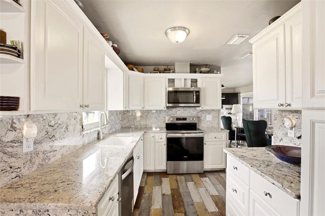 165 W TARPON BOULEVARD NW, Port Charlotte, FL 33952