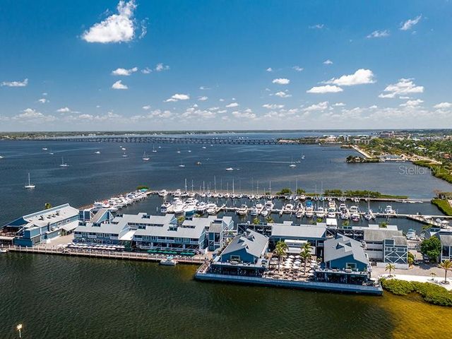 165 W TARPON BOULEVARD NW, Port Charlotte, FL 33952