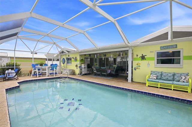 165 W TARPON BOULEVARD NW, Port Charlotte, FL 33952