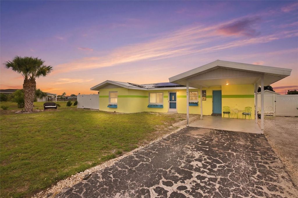 165 W TARPON BOULEVARD NW, Port Charlotte, FL 33952