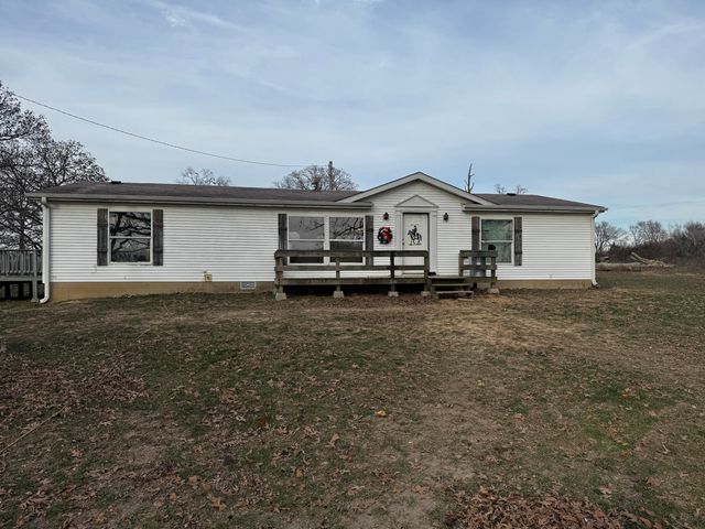 3917 County Road 4220, West Plains, MO 65775