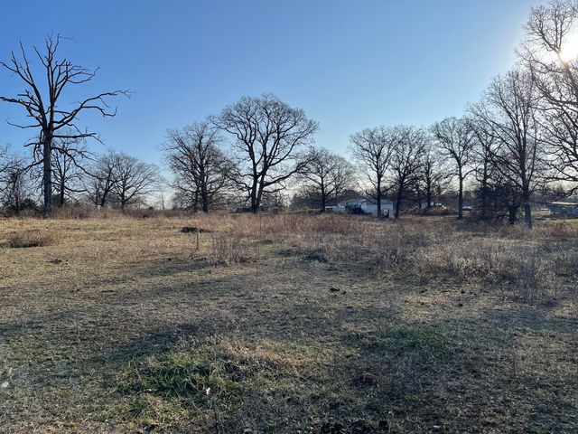 3917 County Road 4220, West Plains, MO 65775