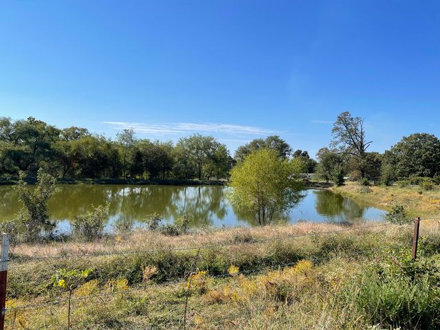 3917 County Road 4220, West Plains, MO 65775