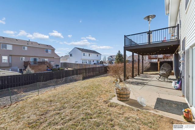 16121 R Street, Omaha, NE 68135