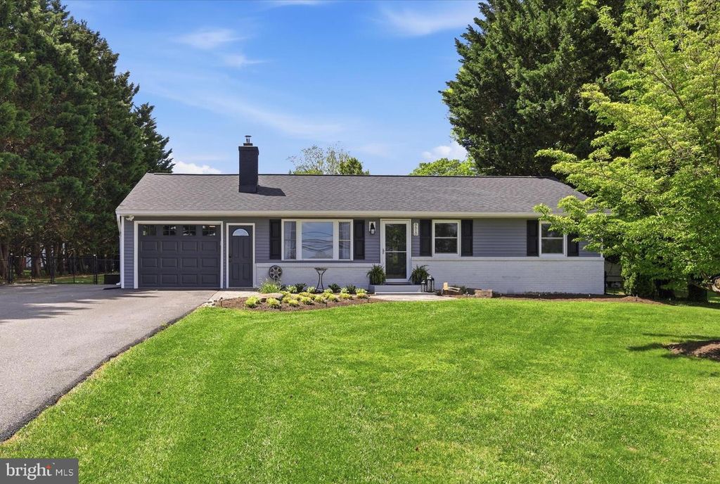 8610 DAMASCUS RD, Damascus, MD 20872