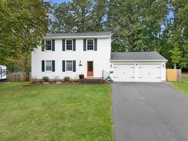 86 Daunton Drive, Chili, NY 14624