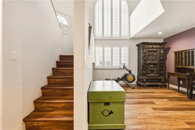 22229 Shadow Valley, Chatsworth, CA 91311