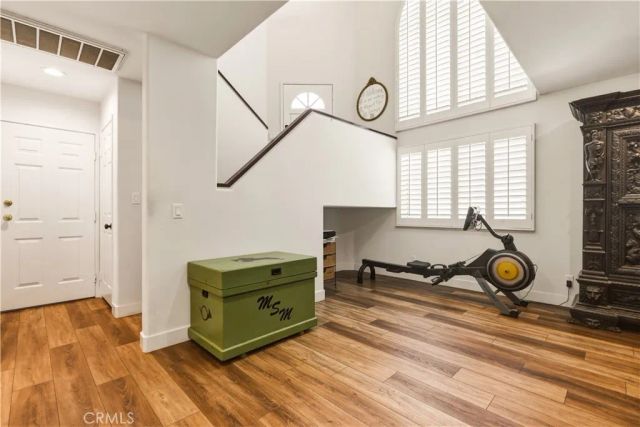 22229 Shadow Valley, Chatsworth, CA 91311