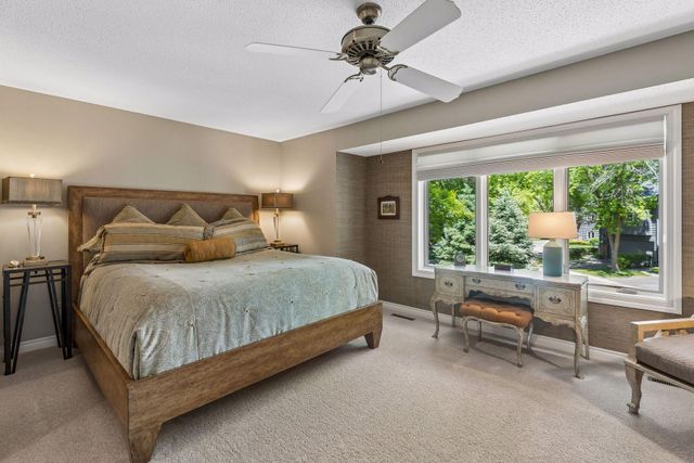 2228 Sherwood Court, Minnetonka, MN 55305
