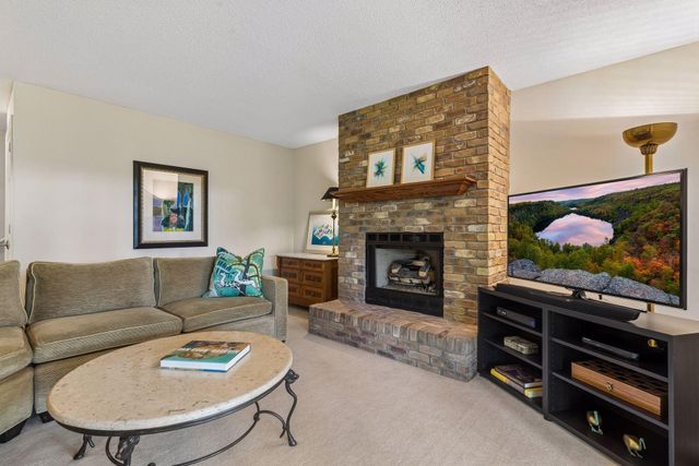 2228 Sherwood Court, Minnetonka, MN 55305