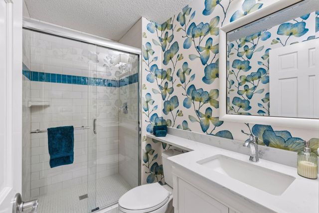 2228 Sherwood Court, Minnetonka, MN 55305