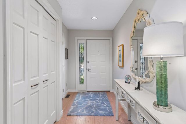 2228 Sherwood Court, Minnetonka, MN 55305