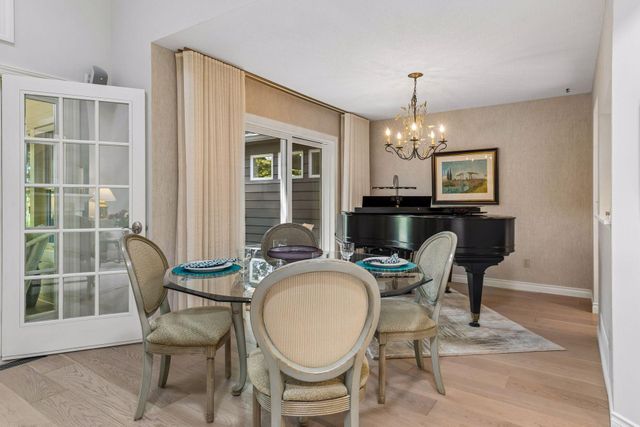 2228 Sherwood Court, Minnetonka, MN 55305