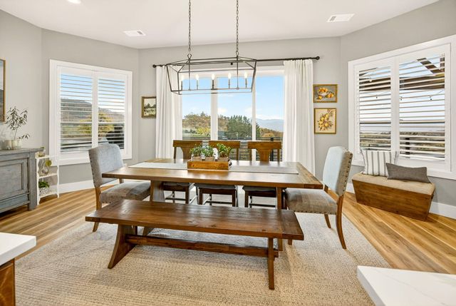 5623 Autumn Park Drive, Medford, OR 97504