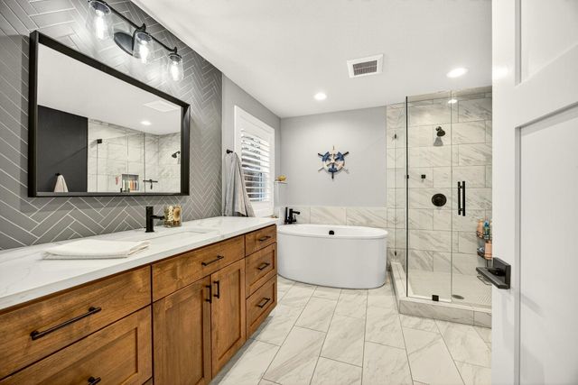 5623 Autumn Park Drive, Medford, OR 97504