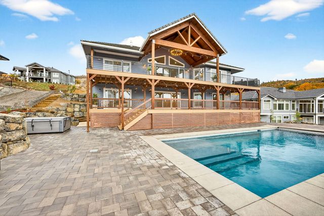 5623 Autumn Park Drive, Medford, OR 97504