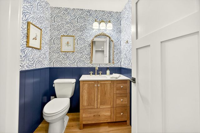 5623 Autumn Park Drive, Medford, OR 97504