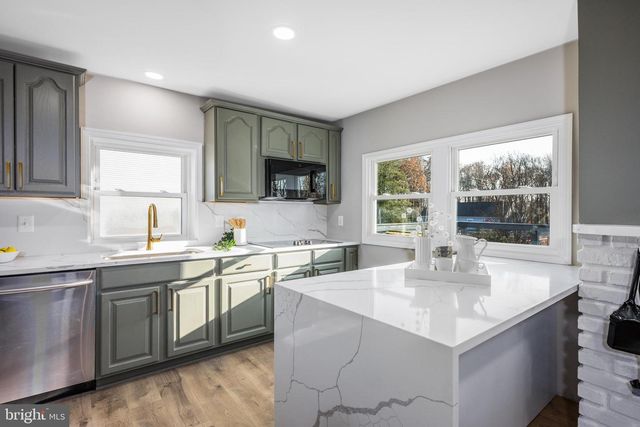 7361 CHESAPEAKE RD, Baltimore, MD 21220