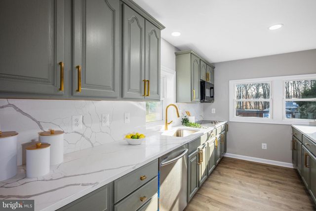 7361 CHESAPEAKE RD, Baltimore, MD 21220