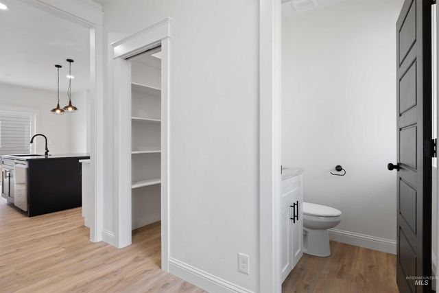 564 Moonstone Road, Kimberly, ID 83341