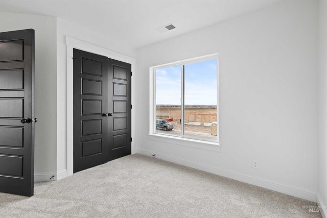 564 Moonstone Road, Kimberly, ID 83341