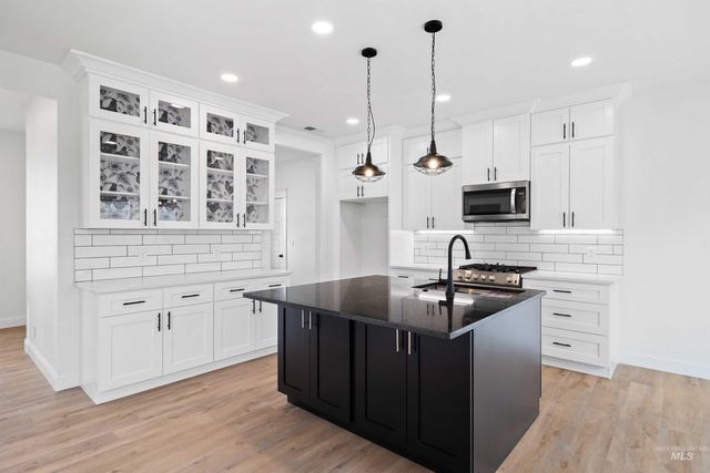 564 Moonstone Road, Kimberly, ID 83341