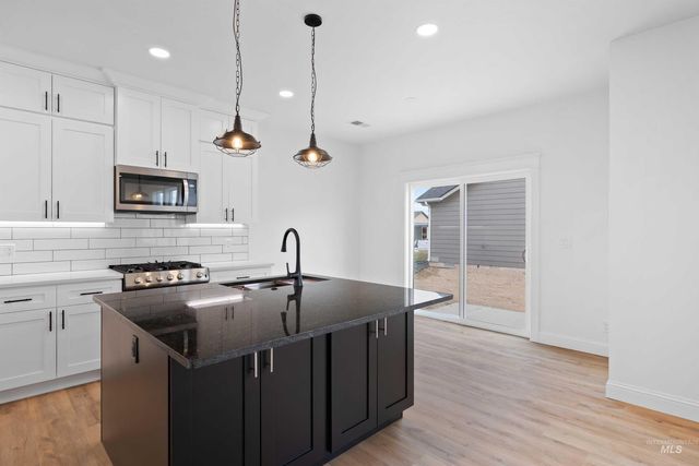 564 Moonstone Road, Kimberly, ID 83341