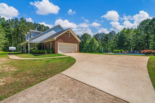 2439 Barnes Mill Road, Hamilton, GA 31811