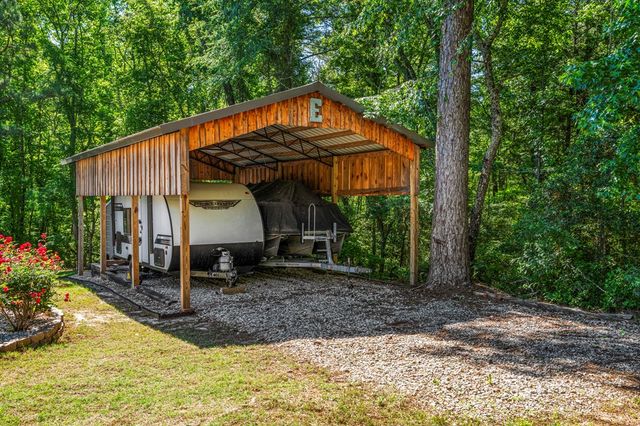2439 Barnes Mill Road, Hamilton, GA 31811