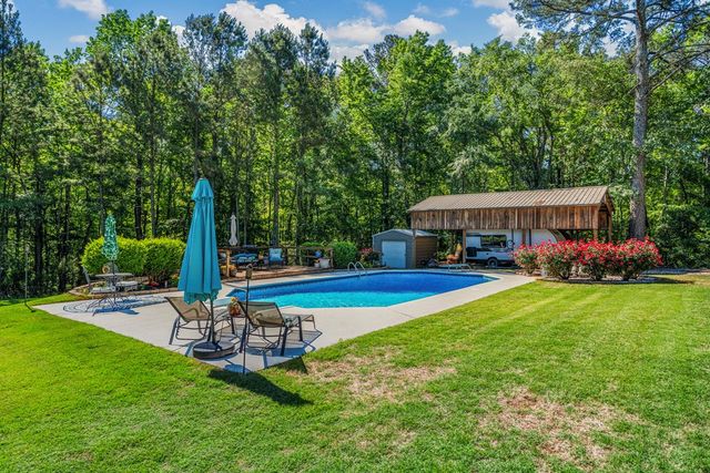 2439 Barnes Mill Road, Hamilton, GA 31811