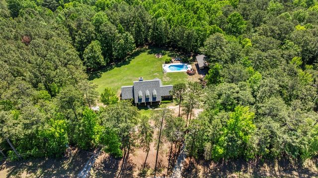 2439 Barnes Mill Road, Hamilton, GA 31811